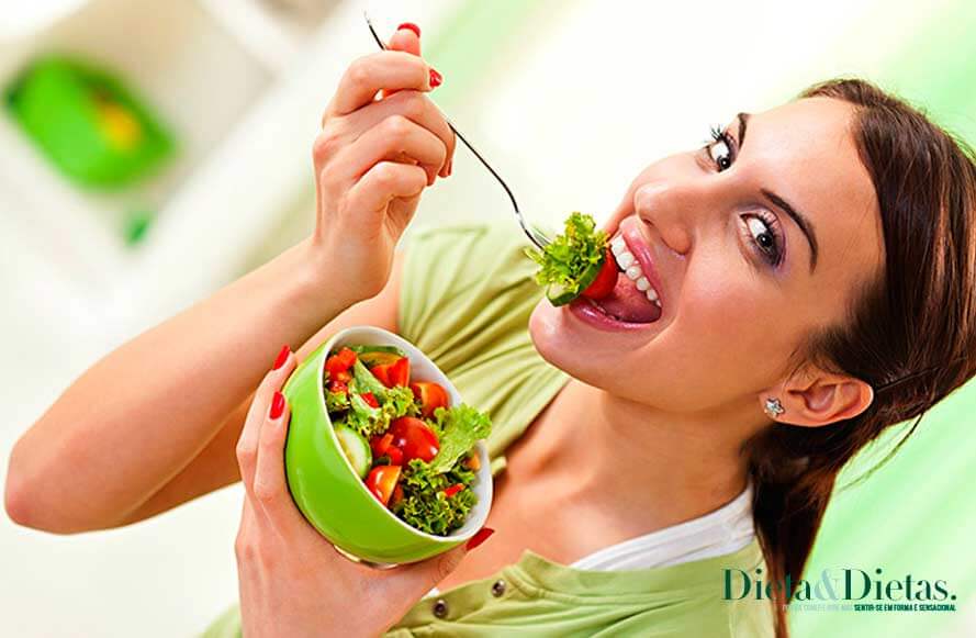 Mastigue bem os alimentos antes de comer