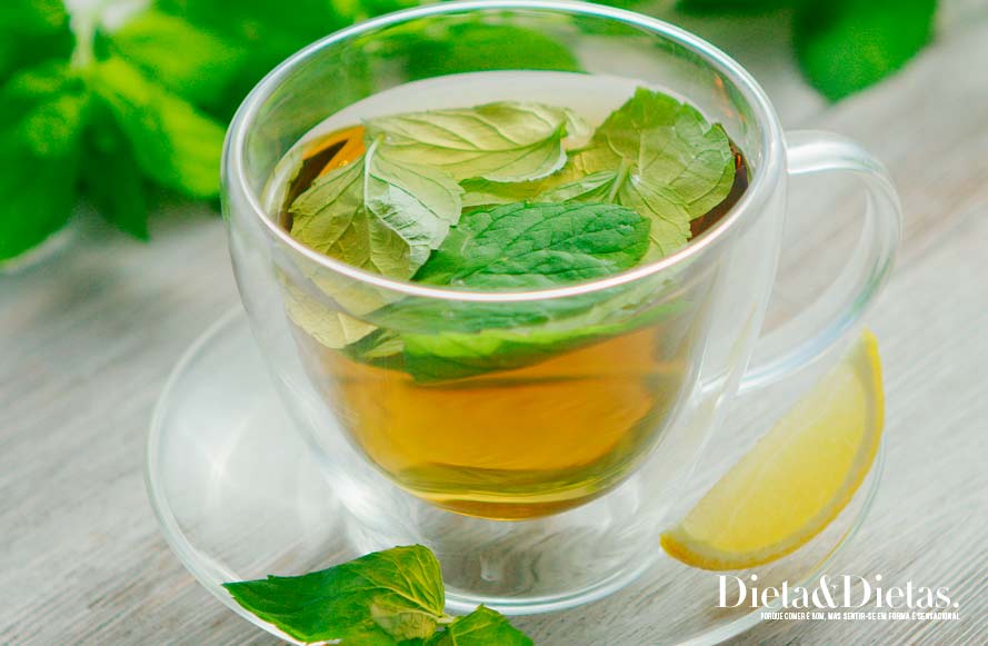 O chá verde diminui o risco de desenvolver Câncer de cólon